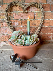 Spike candle holder