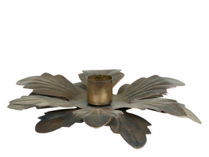 Flower candle holder