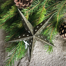 Load image into Gallery viewer, Small vintage paper star - moss glitter
