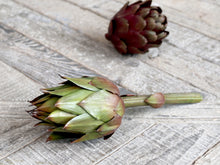 Load image into Gallery viewer, Faux Artichoke - green
